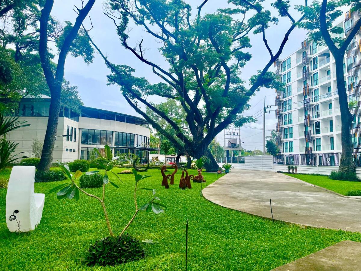 Apartment 【清迈豪华泳池公寓】3分钟步行至central Festival *